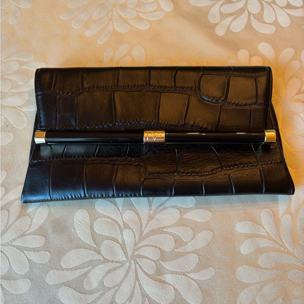 DVF Elegant Black Crocodile-Embossed Clutch